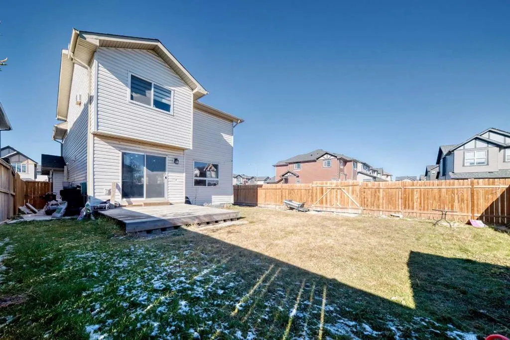 430 Skyview Ranch Way NE