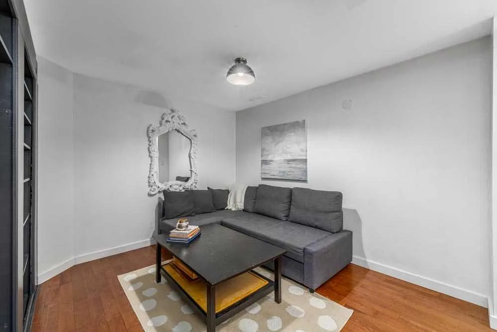 142 Prestwick Crescent SE