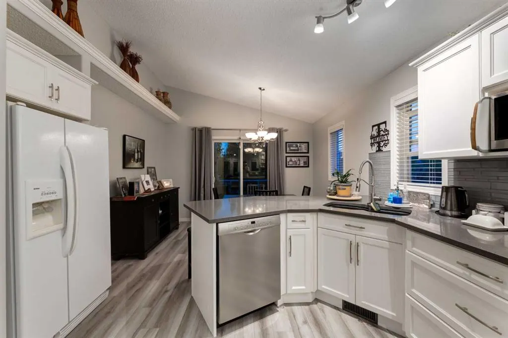 138 West Creek Springs