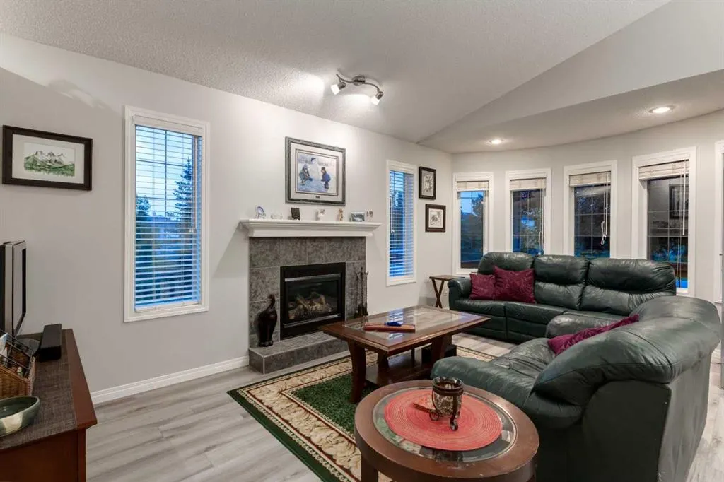 138 West Creek Springs