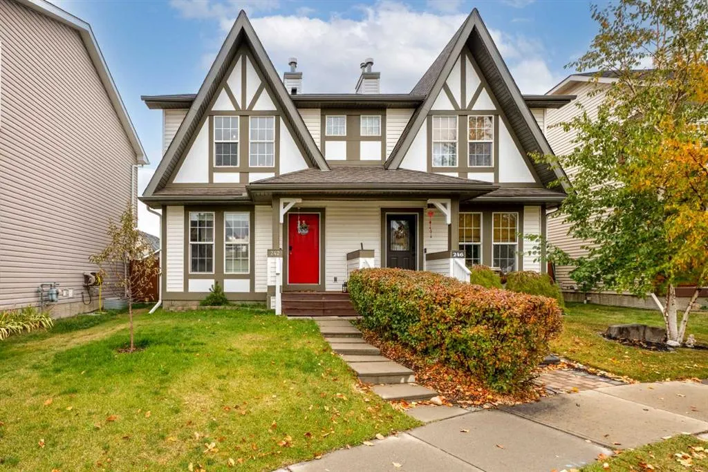 242 Elgin Place SE