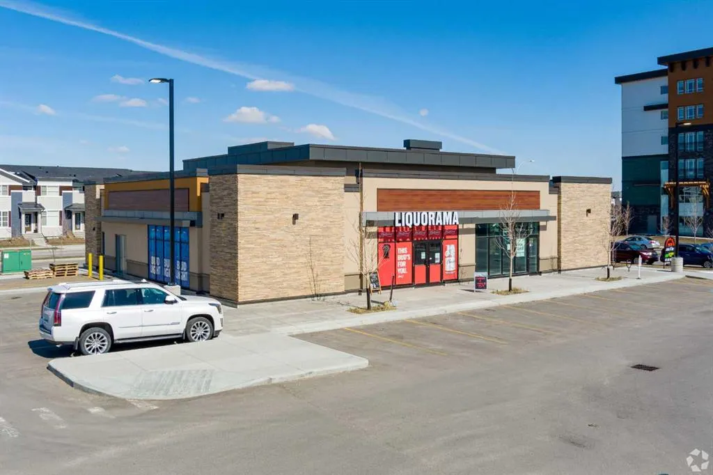 6004 Country Hills Boulevard, #1720