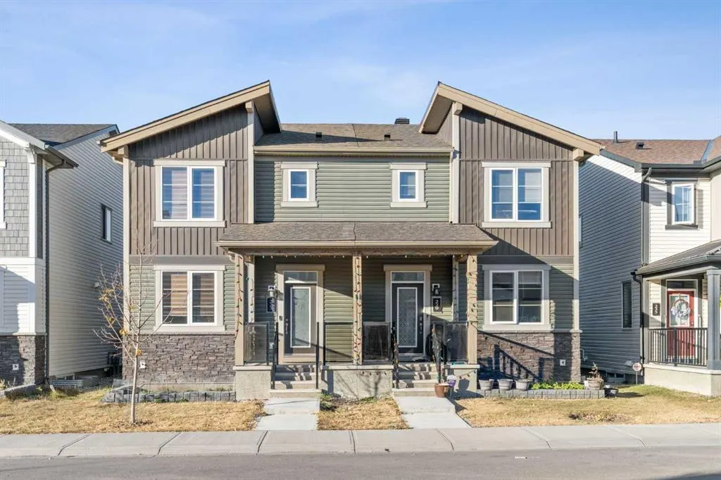 223 Carrington Circle NW