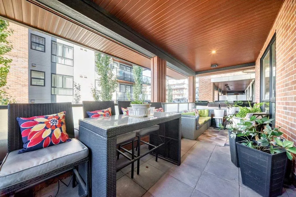122 Mahogany Centre SE, #202