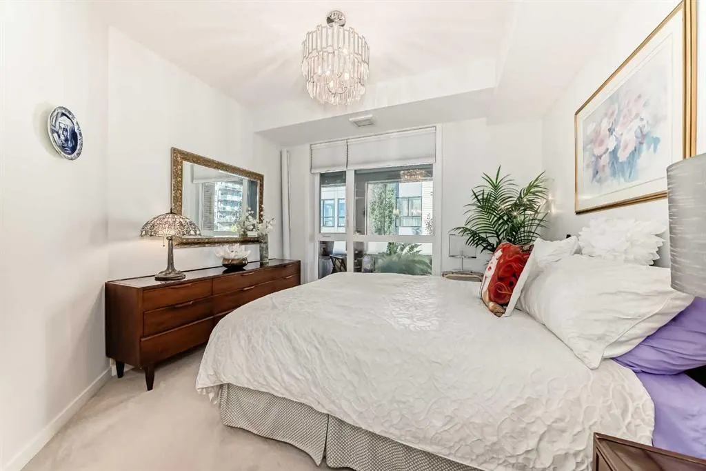 122 Mahogany Centre SE, #202