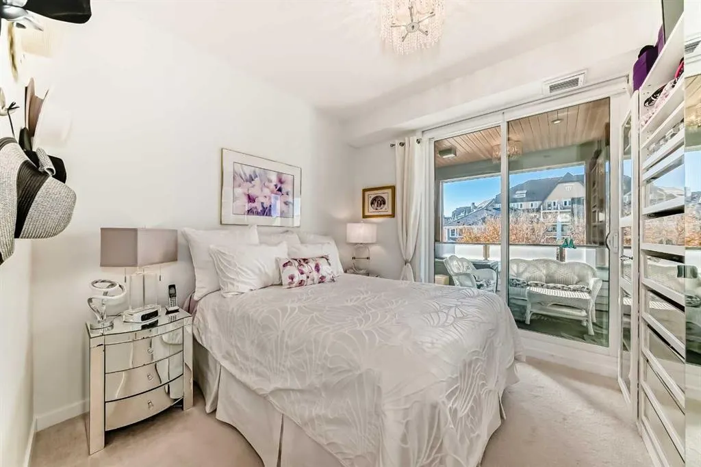 122 Mahogany Centre SE, #202