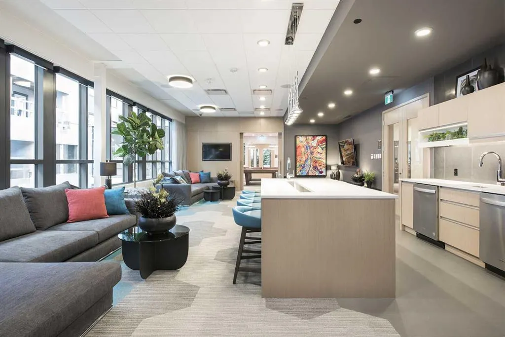 122 Mahogany Centre SE, #202
