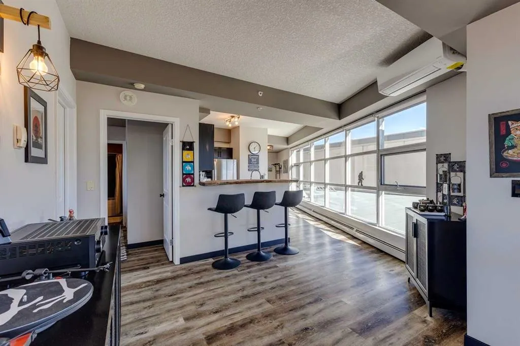 1053 10 Street SW, #2211