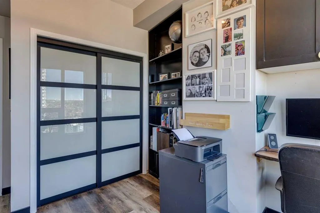 1053 10 Street SW, #2211