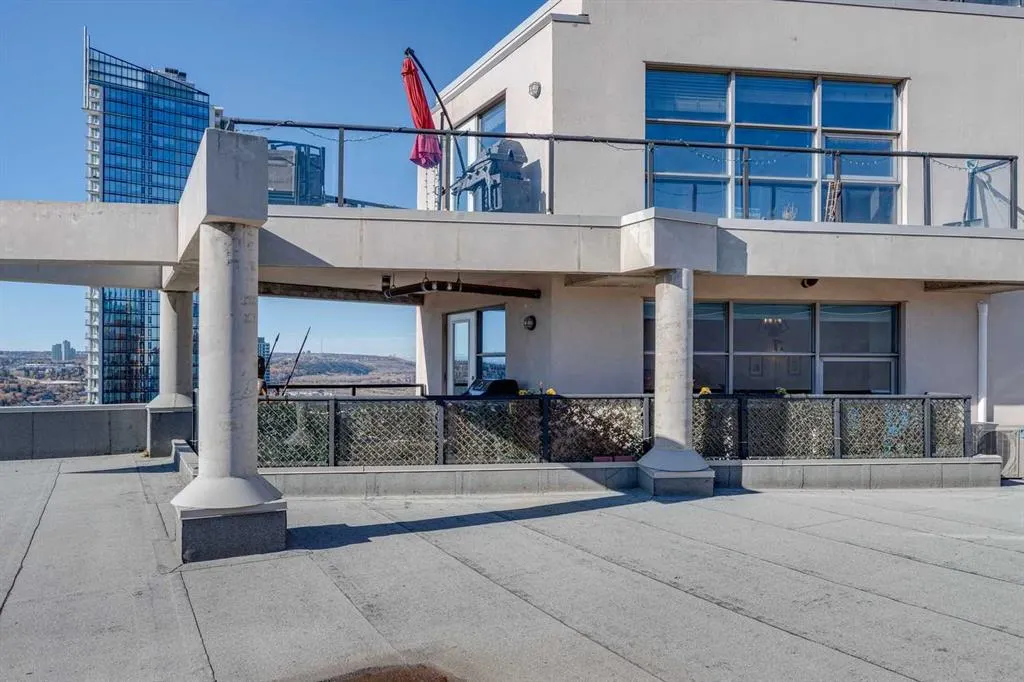 1053 10 Street SW, #2211
