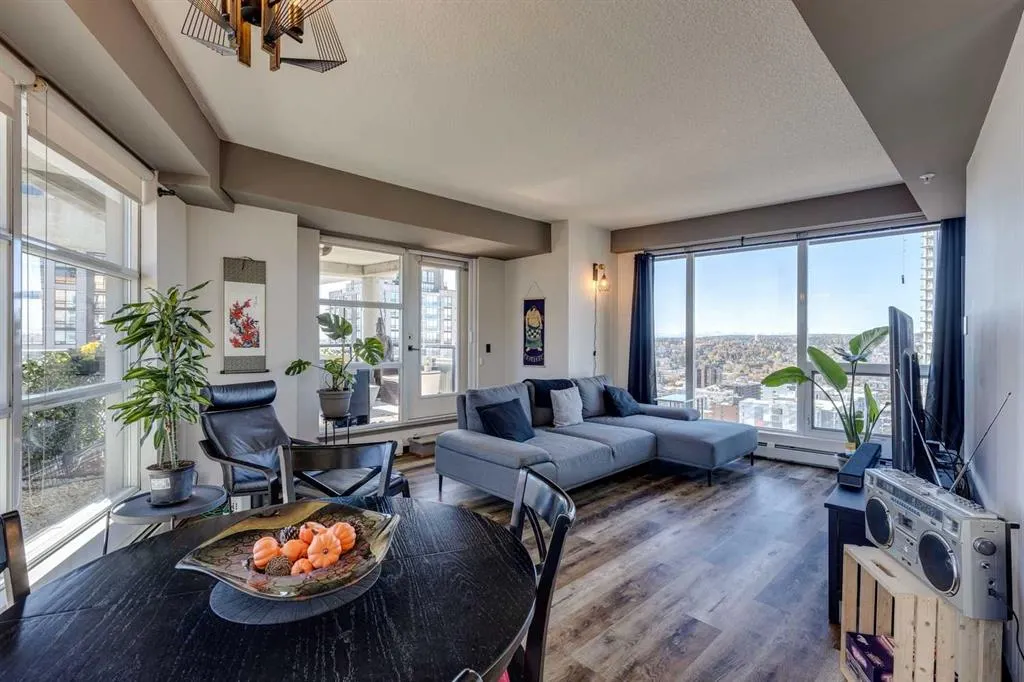 1053 10 Street SW, #2211