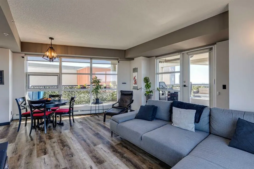 1053 10 Street SW, #2211