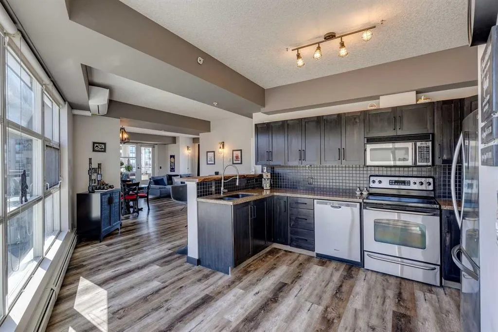 1053 10 Street SW, #2211