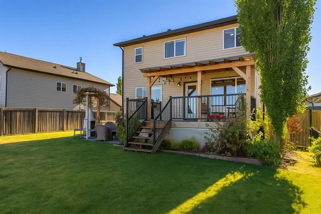 23 Collins Crescent