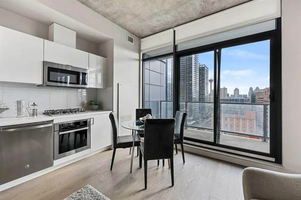 1010 6 Street SW, #1207