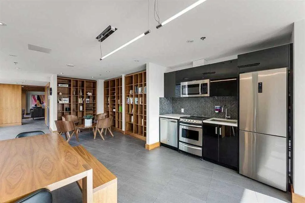 1010 6 Street SW, #1207