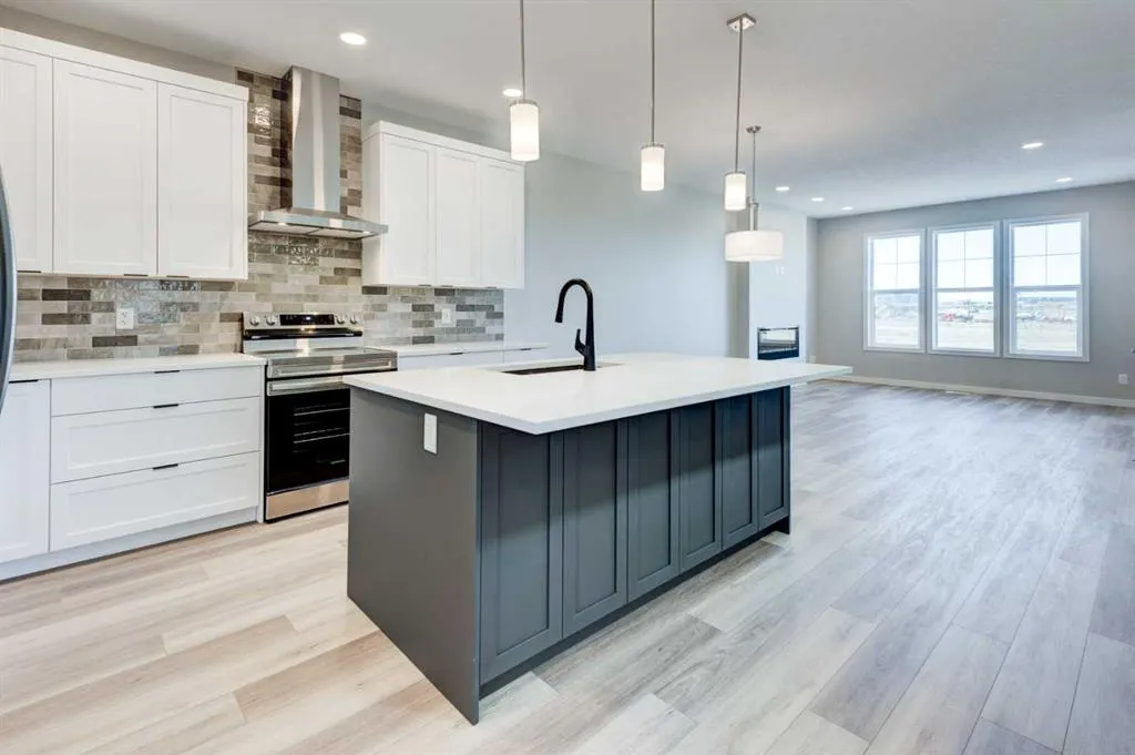 104 Mercado Road SE