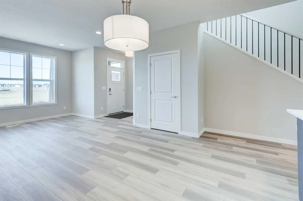 104 Mercado Road SE