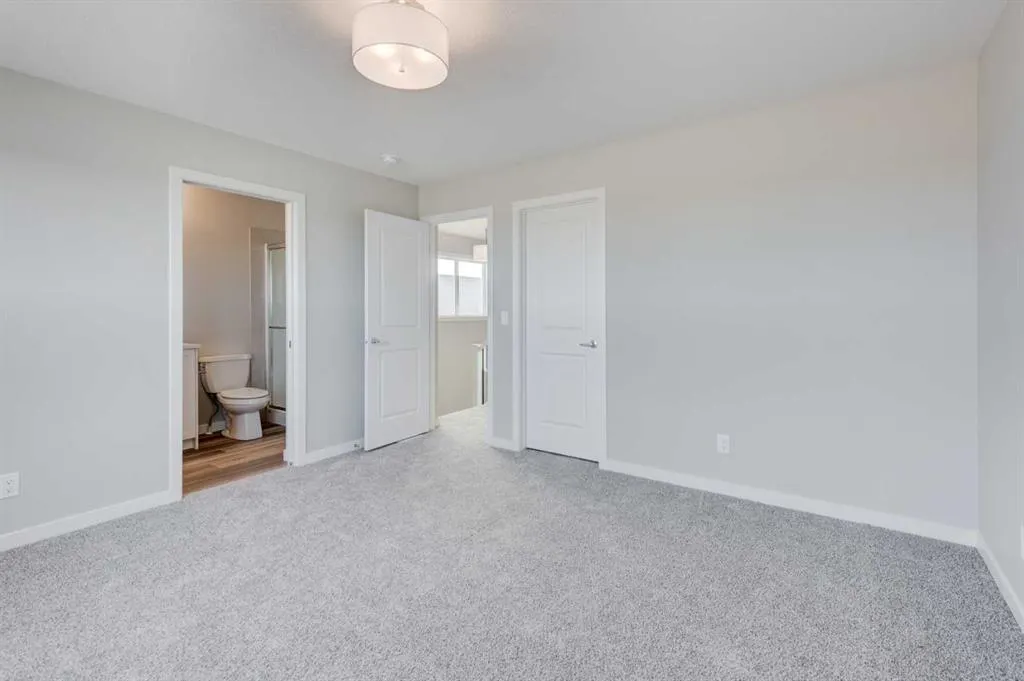 104 Mercado Road SE