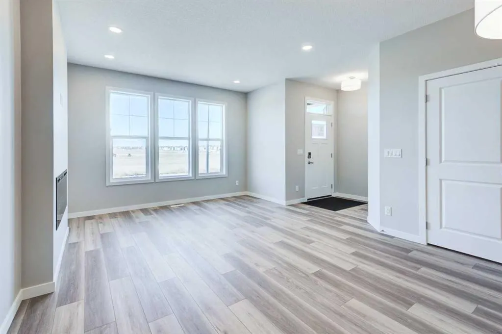 104 Mercado Road SE
