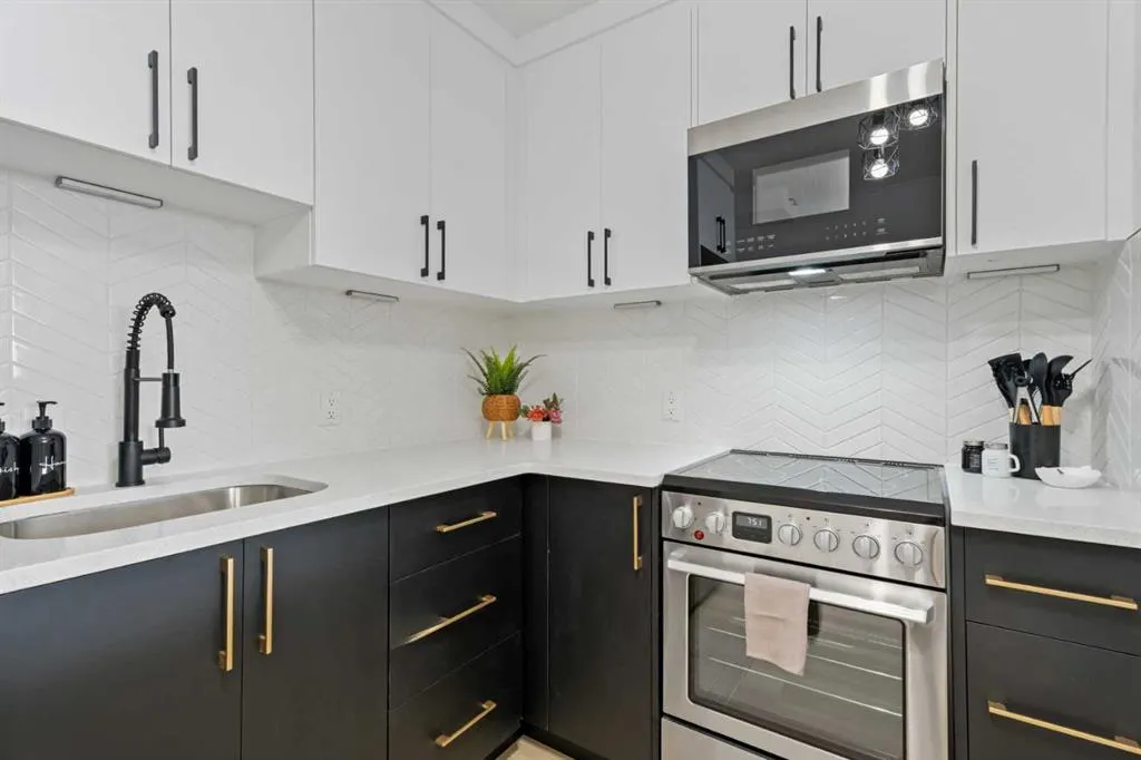 1530 26 Avenue SW, #2