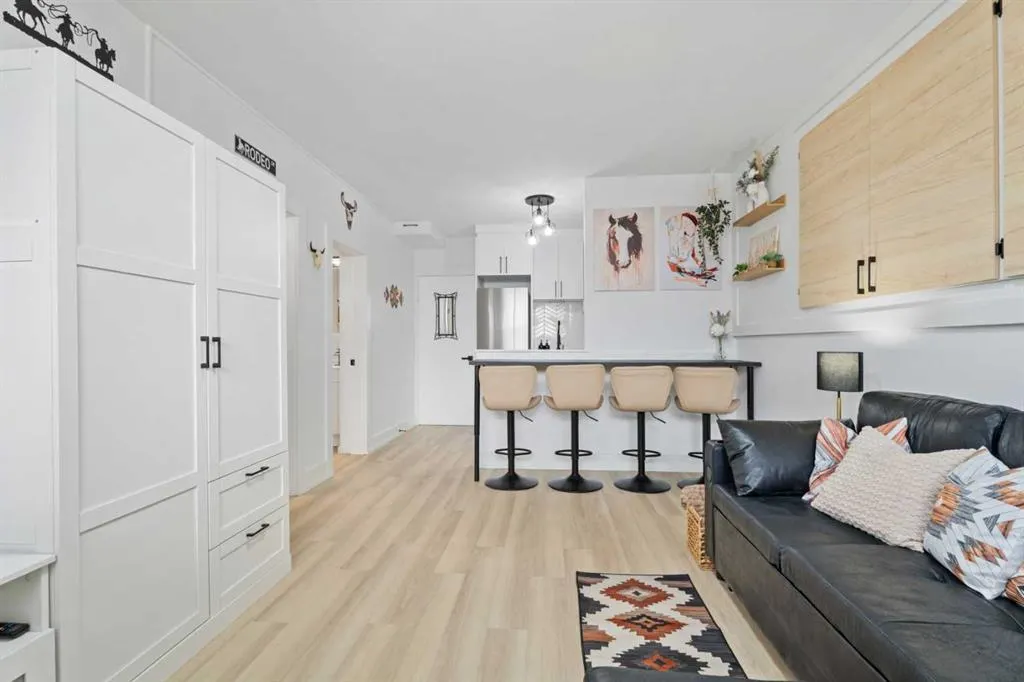 1530 26 Avenue SW, #2