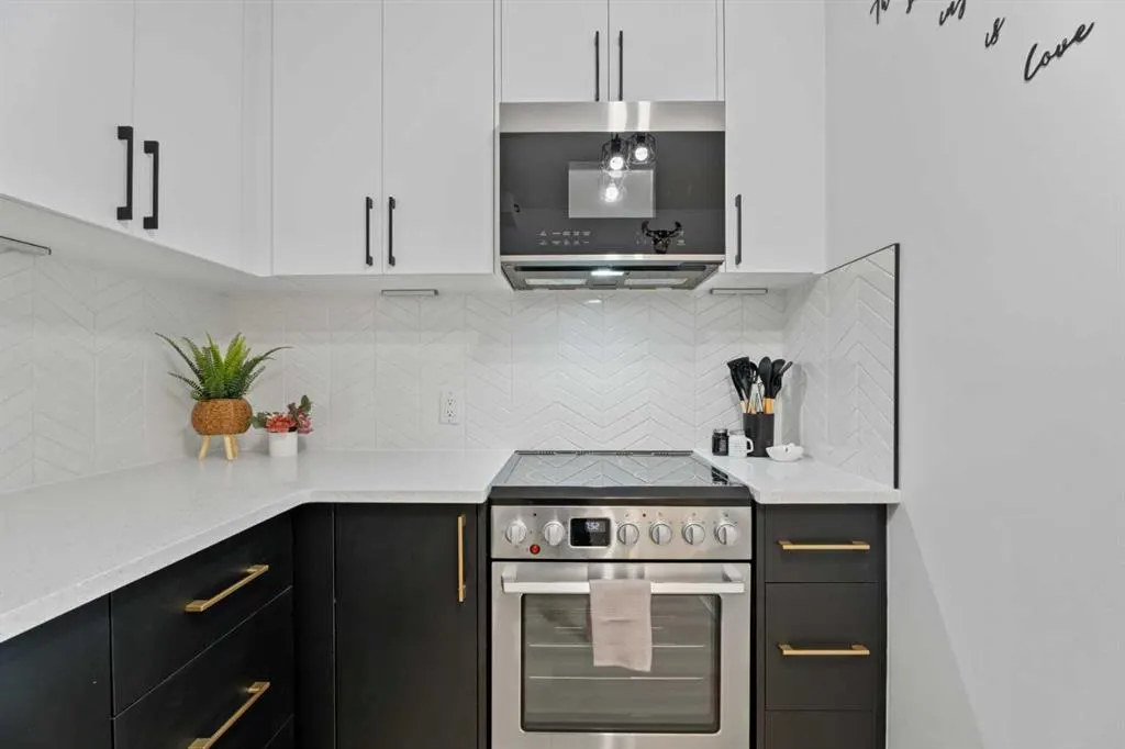 1530 26 Avenue SW, #2
