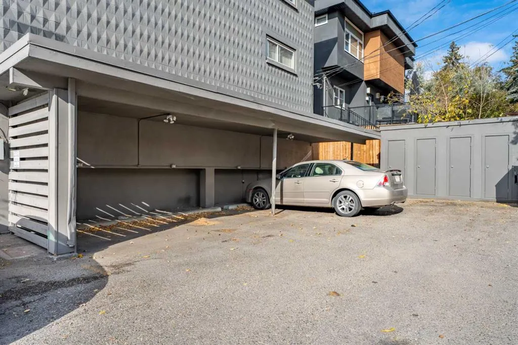 1530 26 Avenue SW, #2