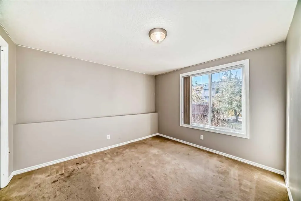 26 Copperfield View SE