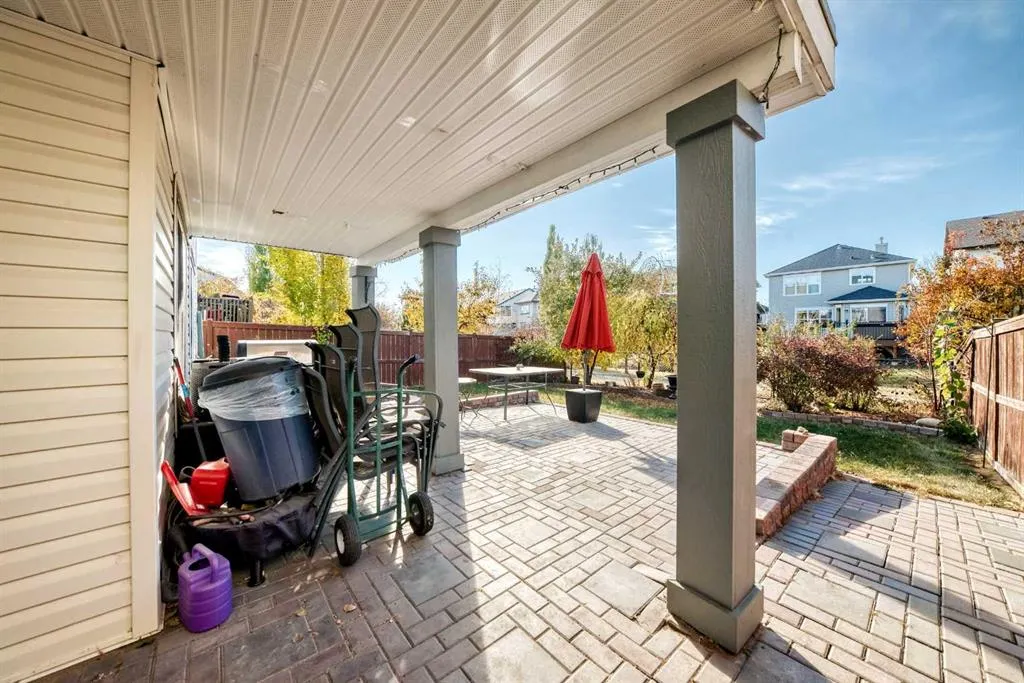 26 Copperfield View SE