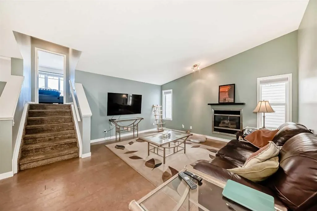 26 Copperfield View SE