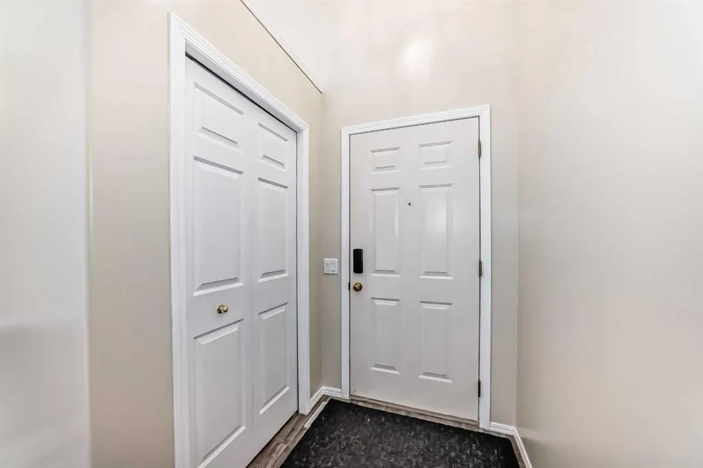 7 Millrose Place SW