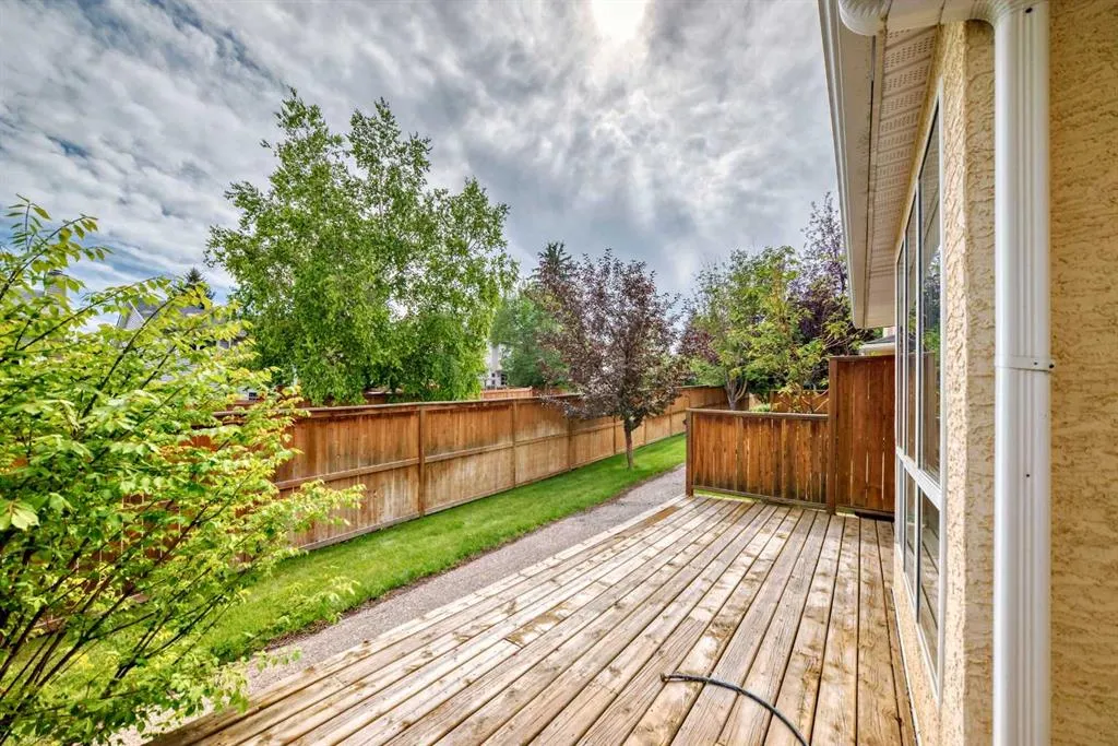 7 Millrose Place SW