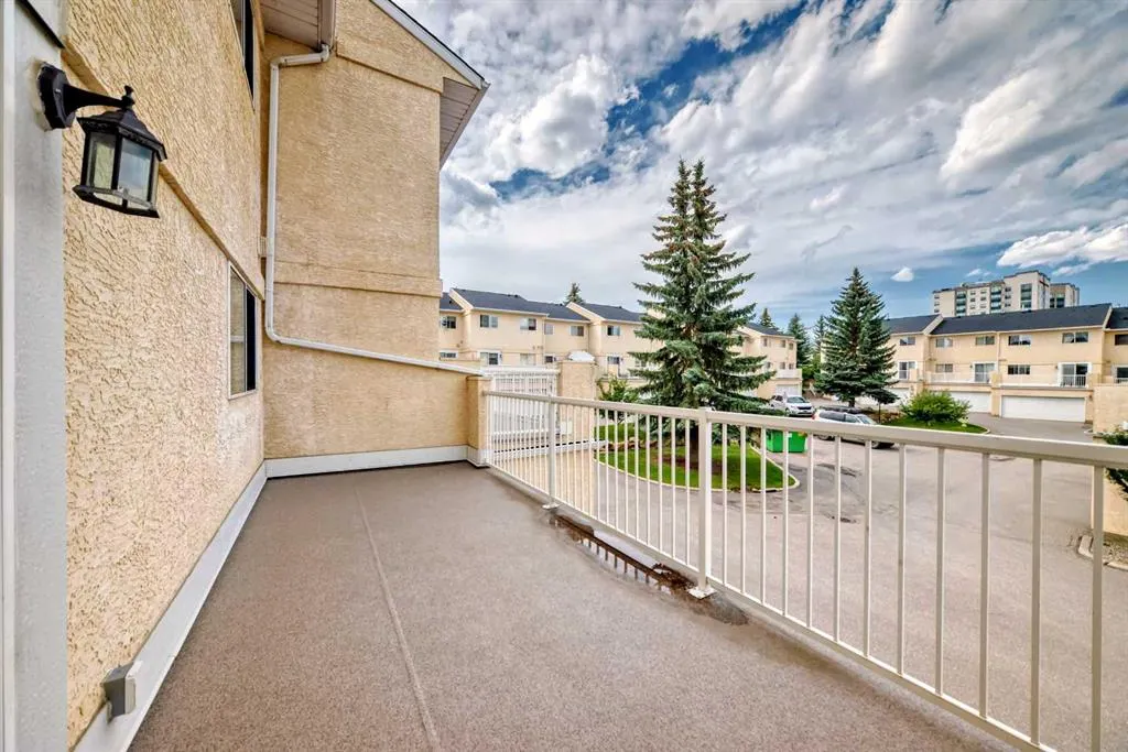 7 Millrose Place SW