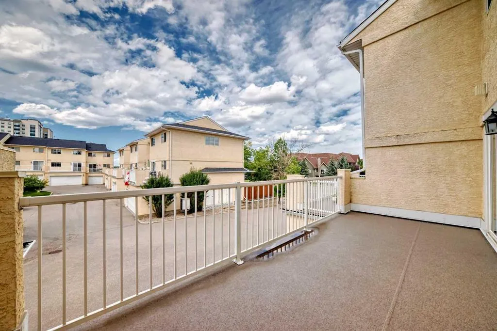 7 Millrose Place SW