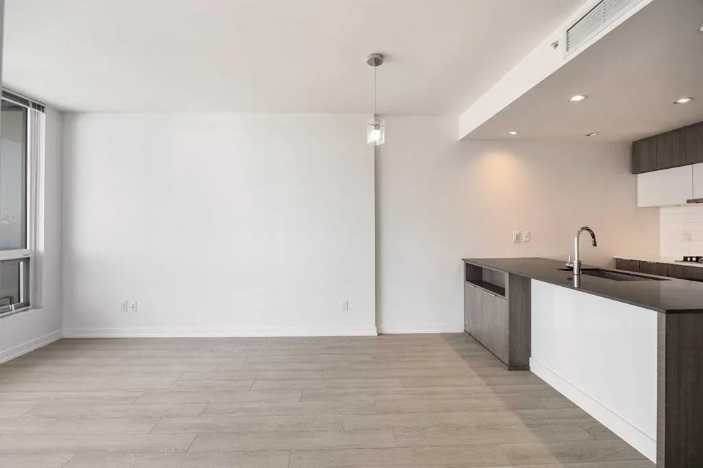 128 2 Street SW, #503