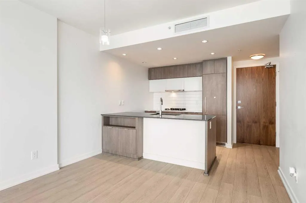 128 2 Street SW, #503