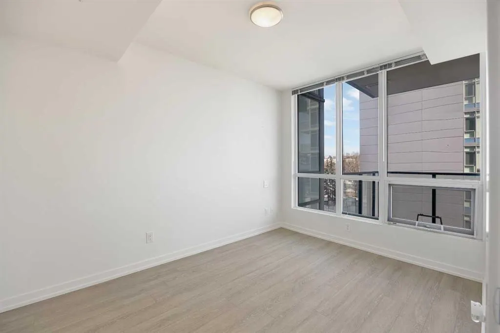 128 2 Street SW, #503