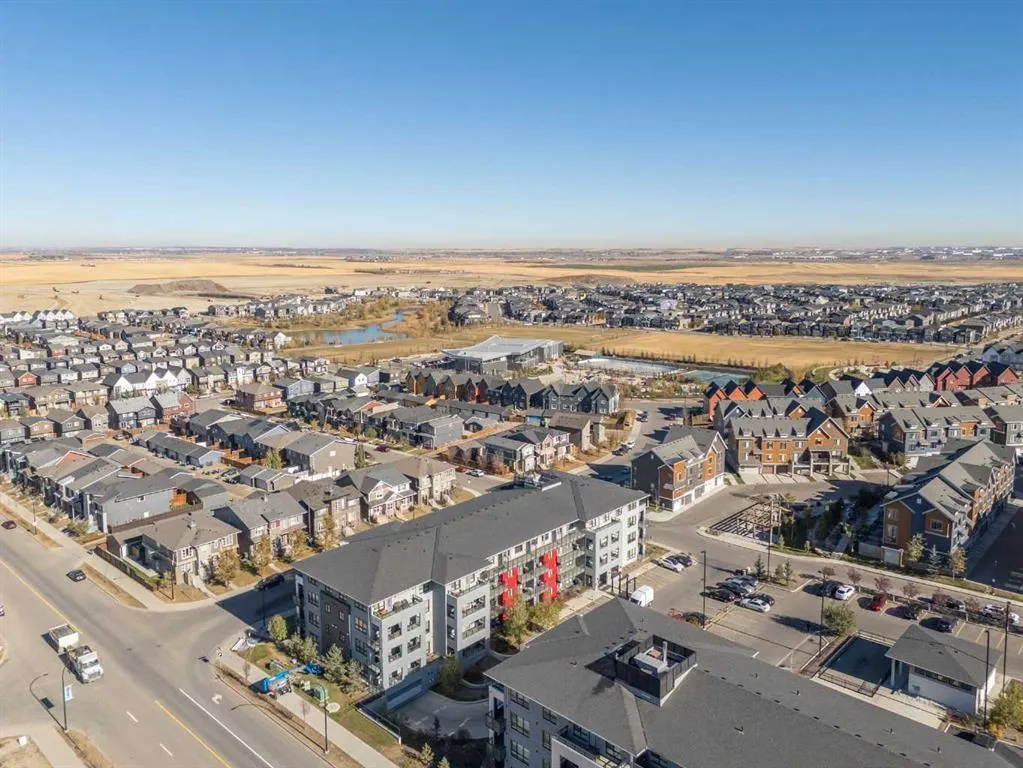 350 Livingston Common NE, #1108