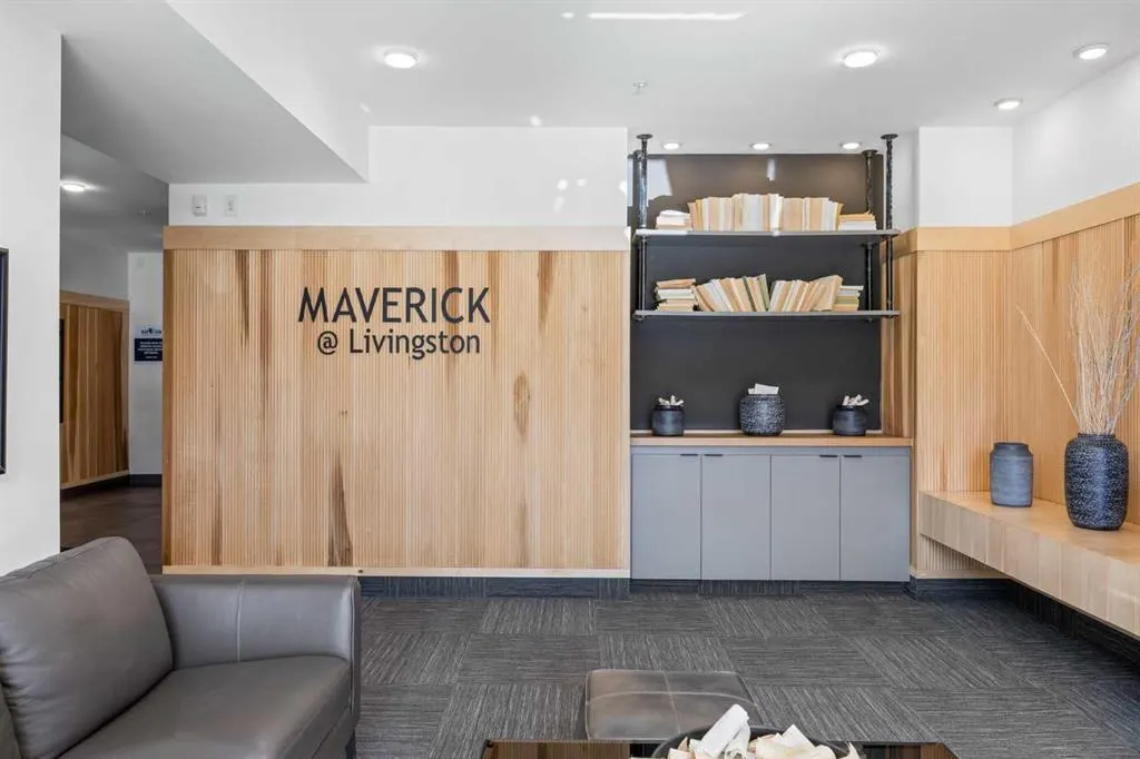 350 Livingston Common NE, #1108