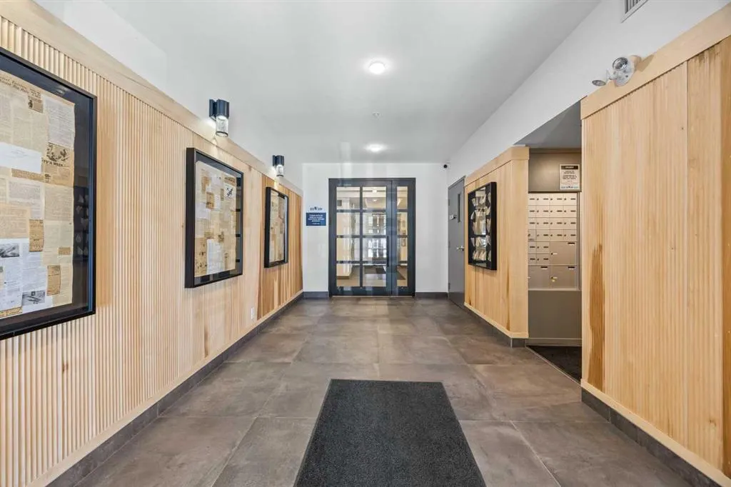 350 Livingston Common NE, #1108
