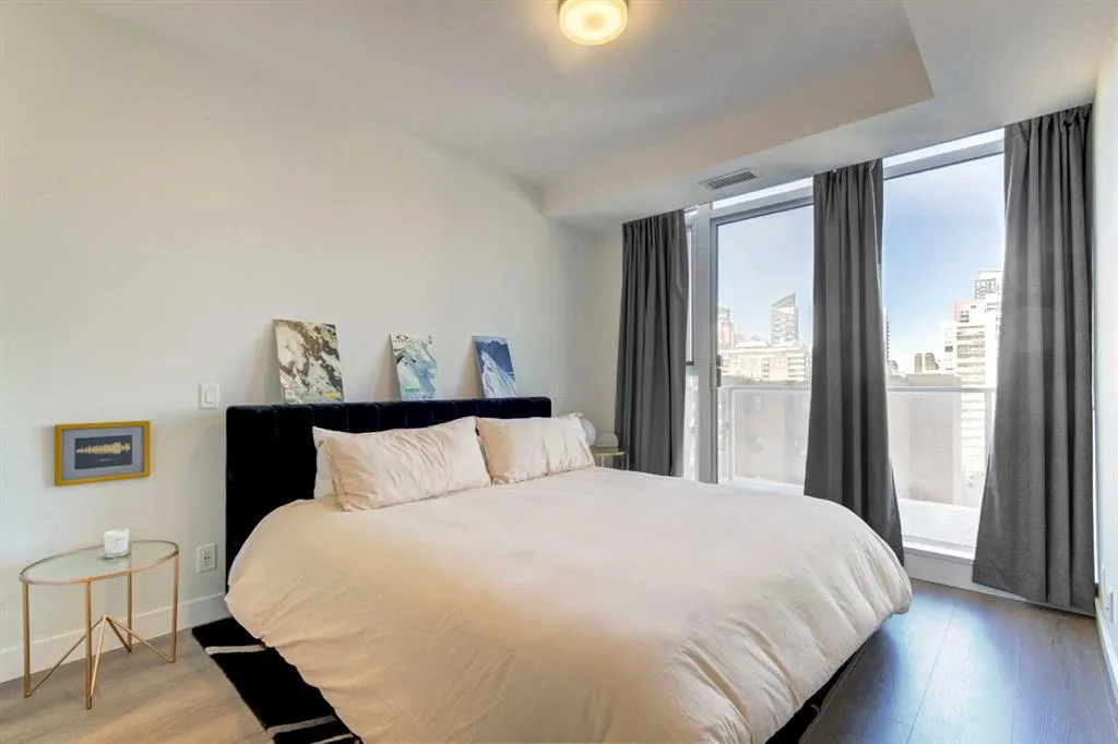 930 16 Avenue SW, #703