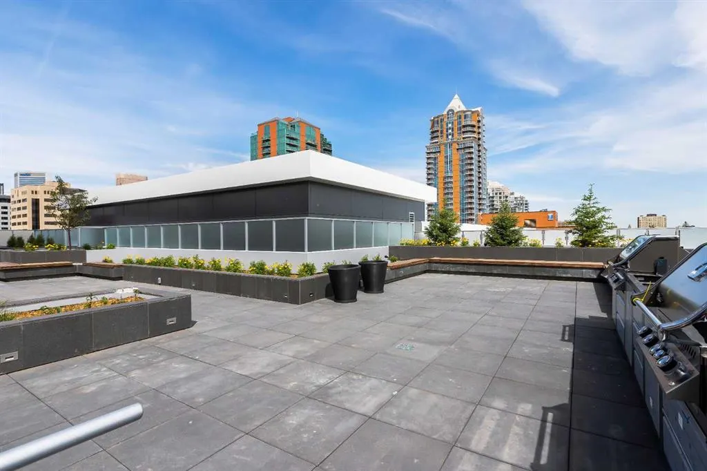 930 16 Avenue SW, #703
