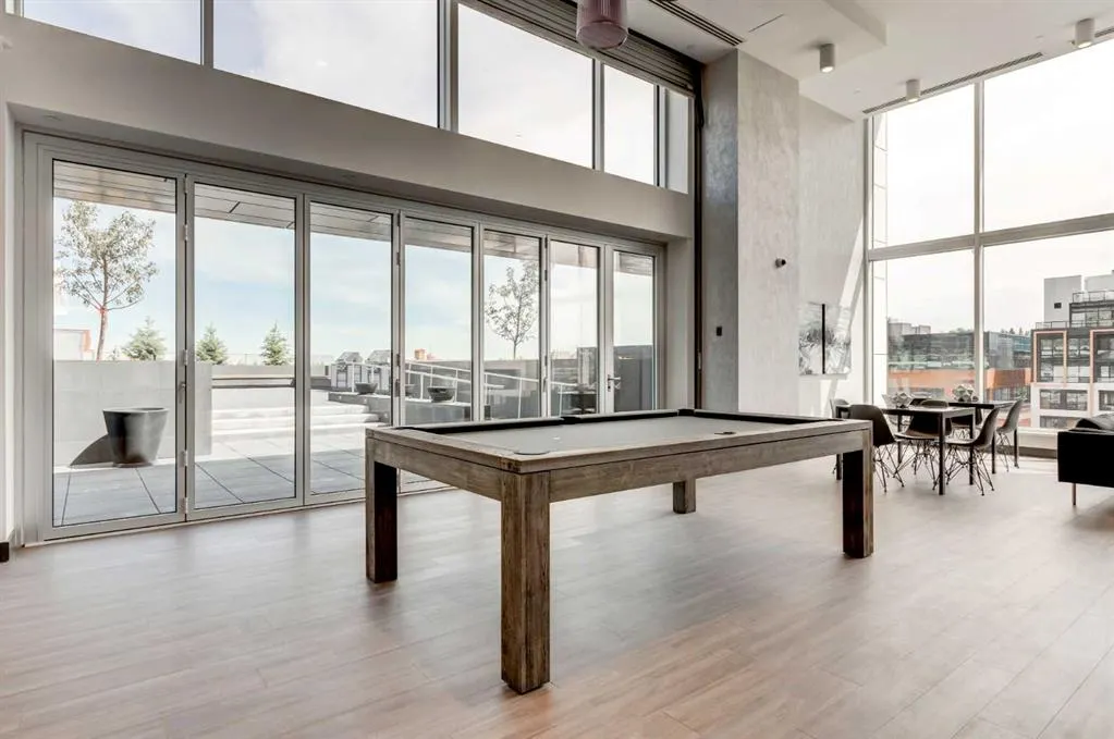 930 16 Avenue SW, #703