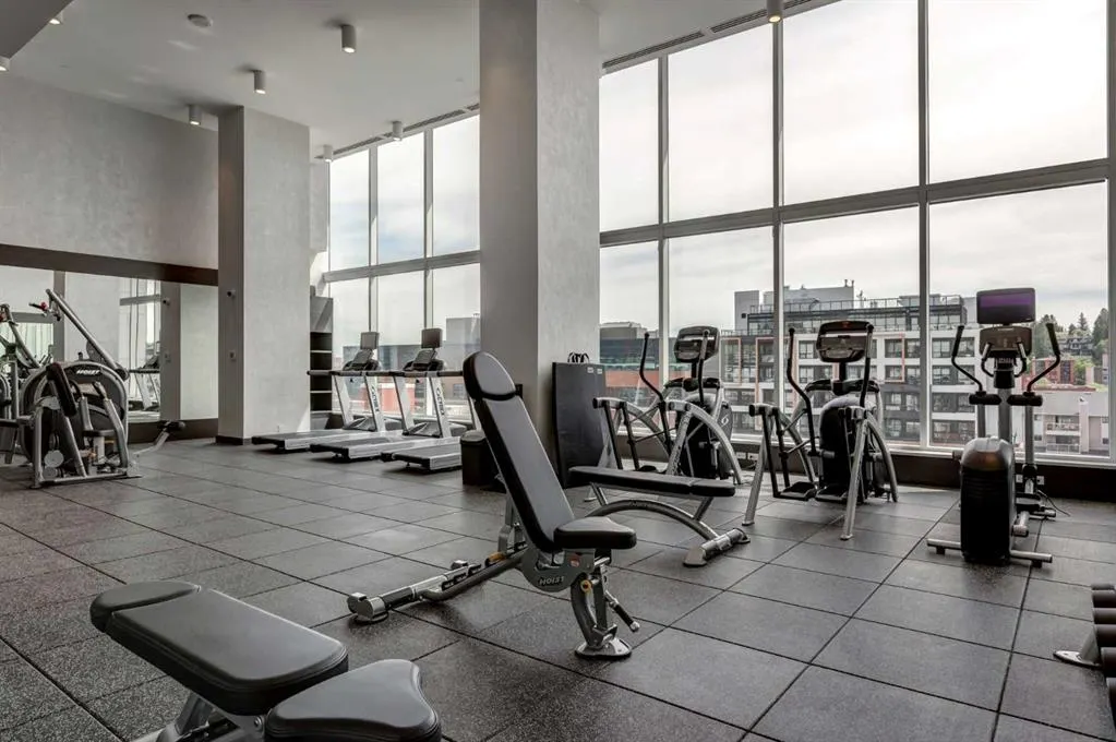 930 16 Avenue SW, #703
