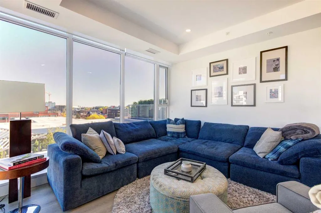 930 16 Avenue SW, #703