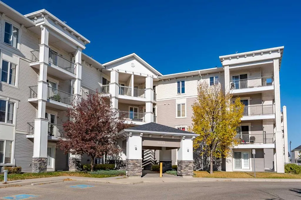 333 Taravista Drive NE, #1212