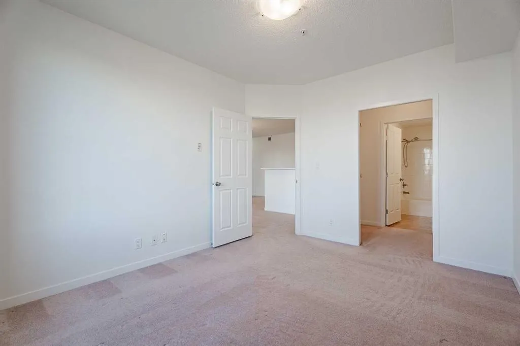 333 Taravista Drive NE, #1212