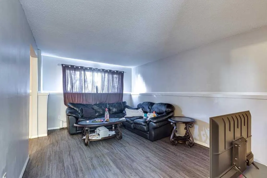 7 Nyberg Avenue