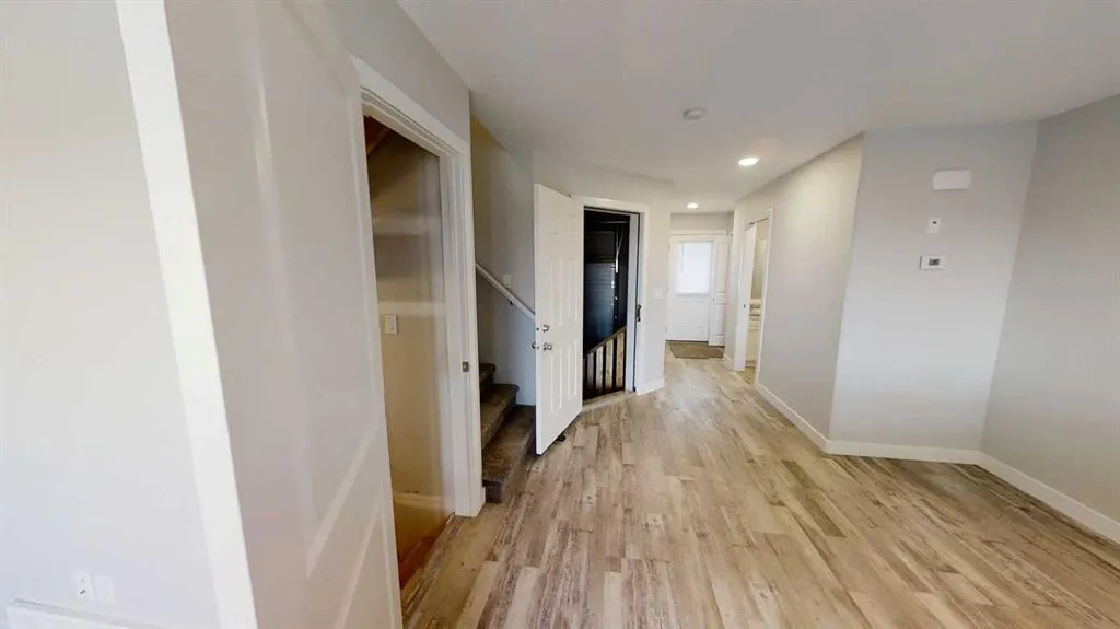 9524 113 Avenue, #D